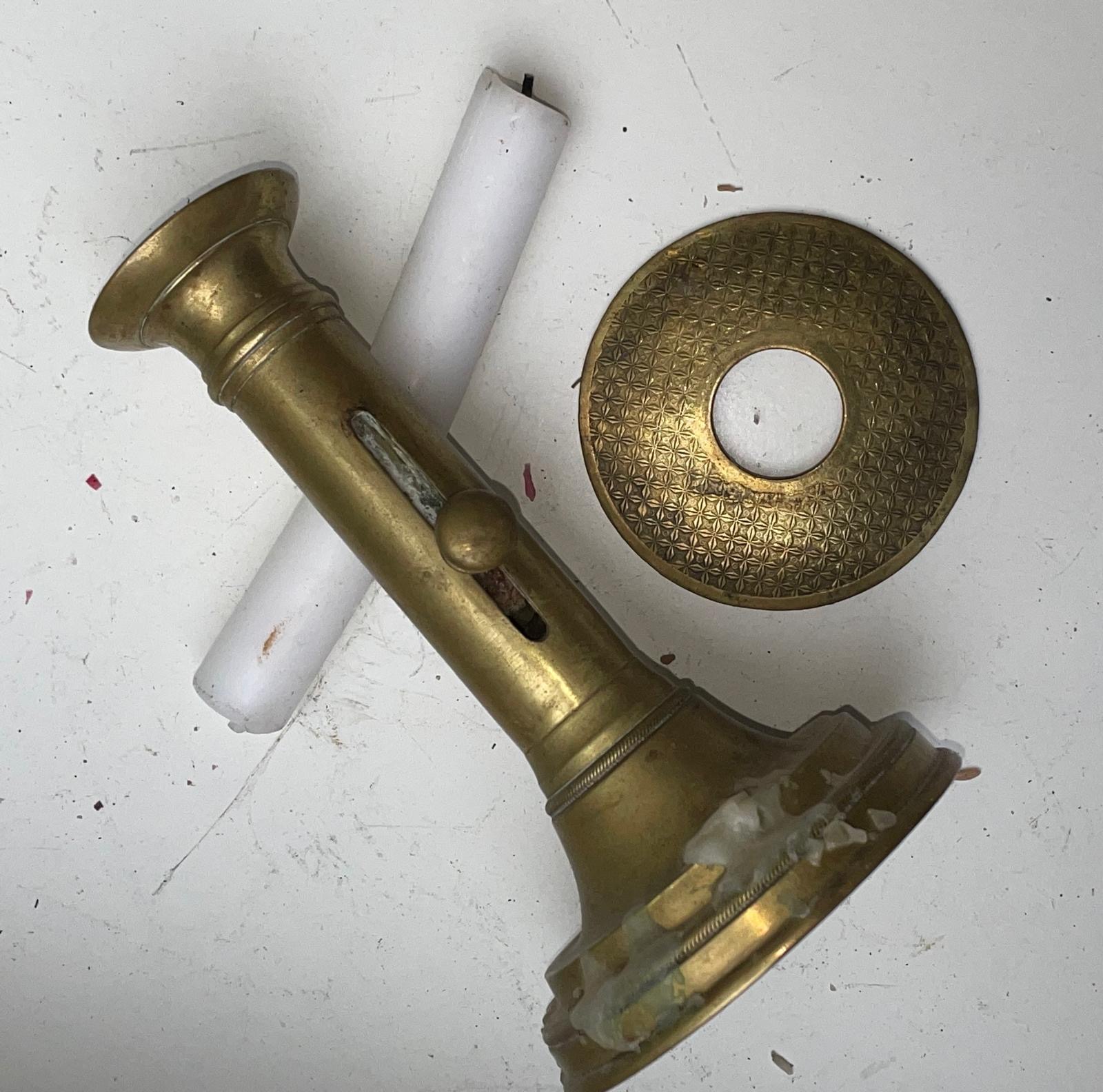 Bougeoir empire à poussoir