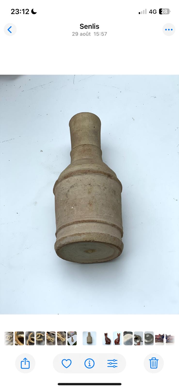 Bouteille terre cuite