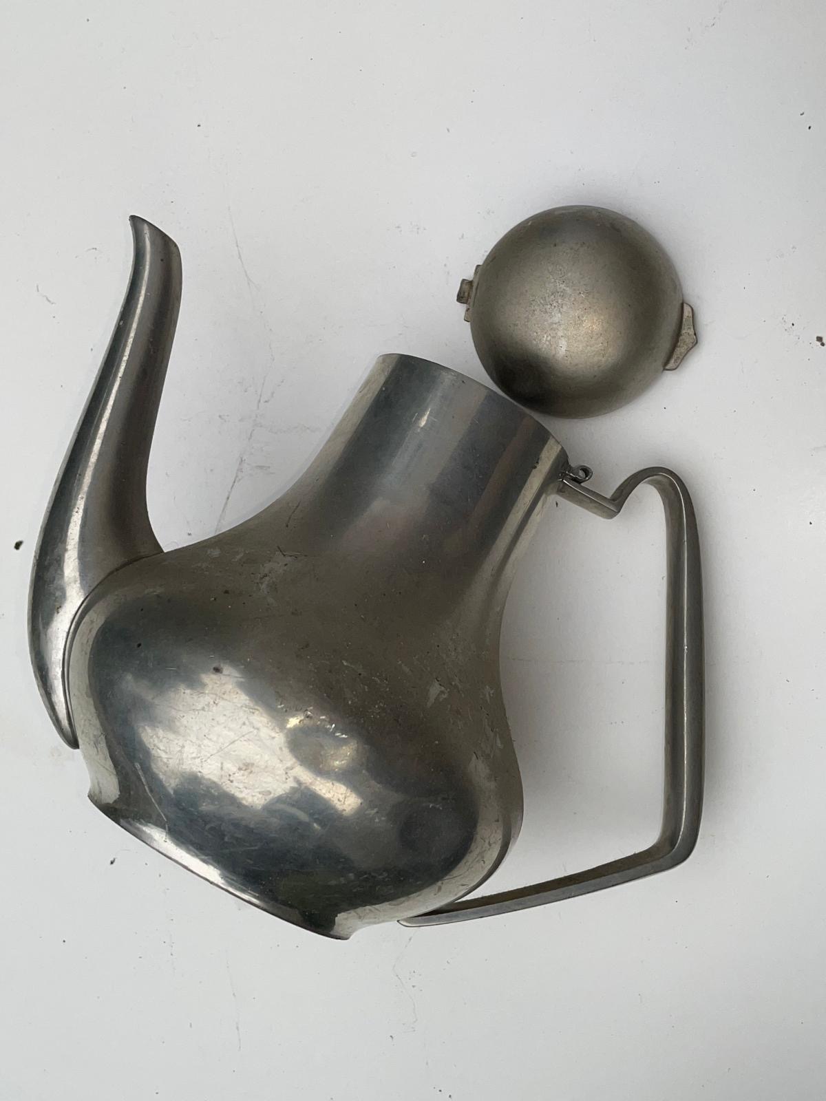 Théllière et cafetière étain fin