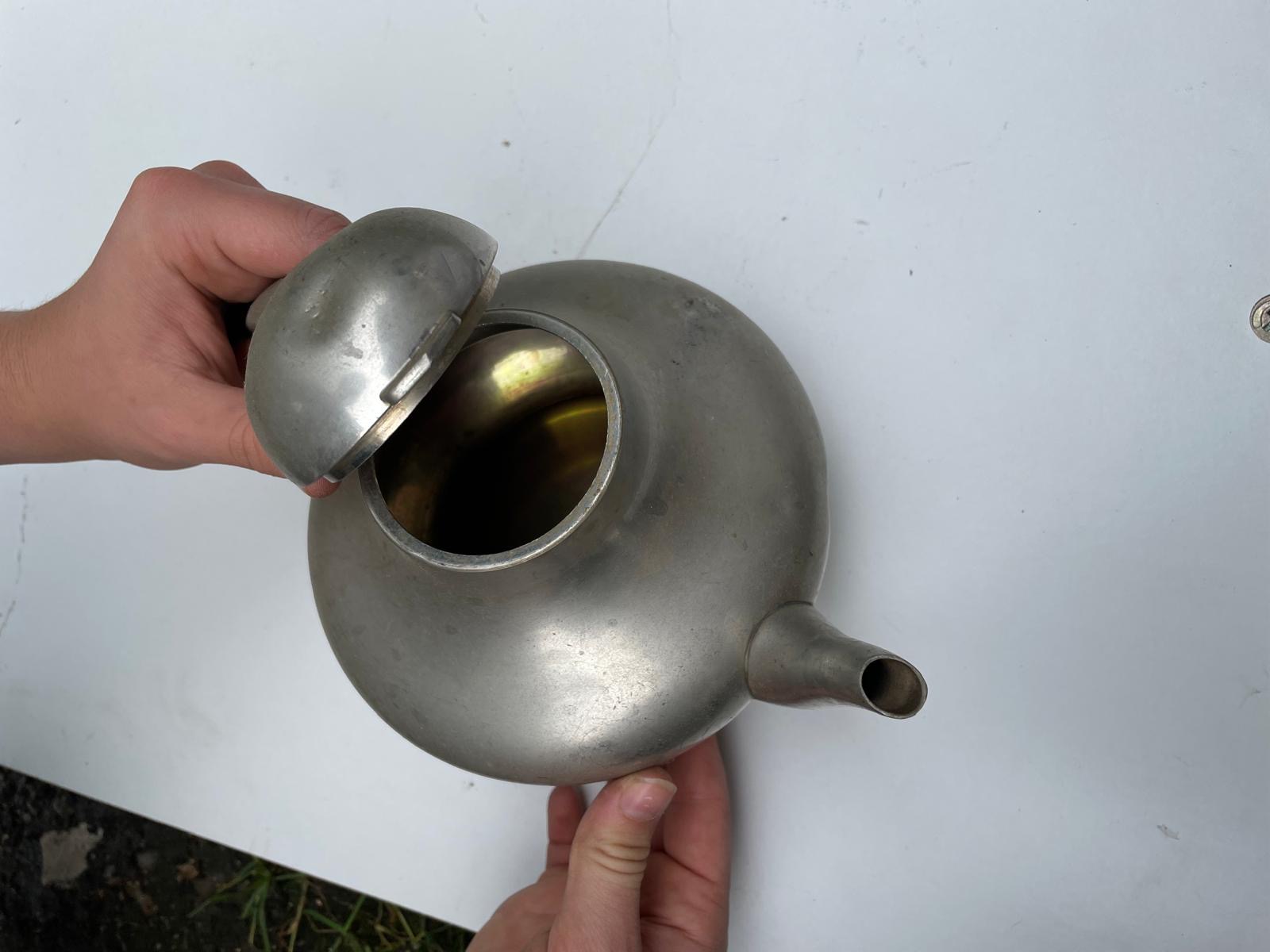 Théllière et cafetière étain fin